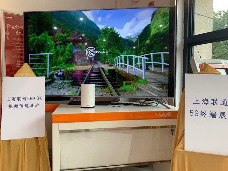 Xiaomi Mi MIX 3 5G Version Played 8K Ultra High-Clear Video Online