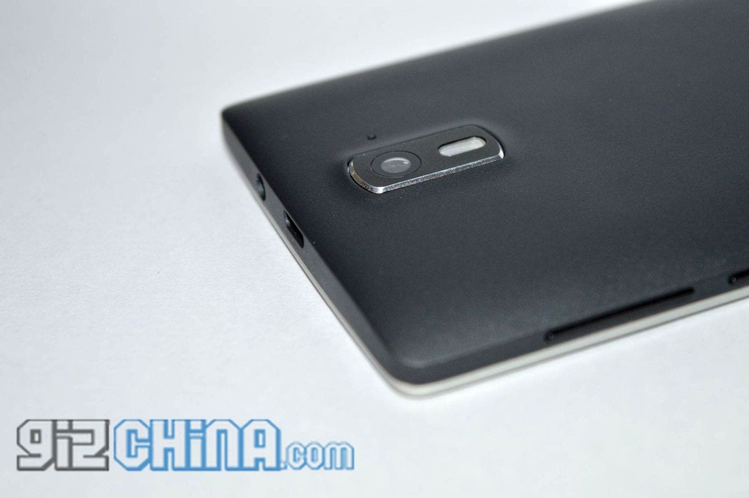 Landvo L200S Review: Budget LTE