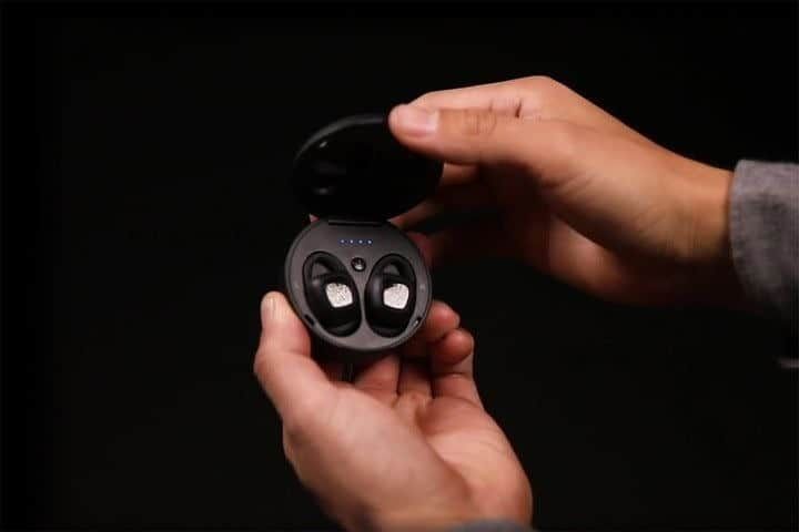 ARIA Waterproof Earbuds: solid performance above and... below water
