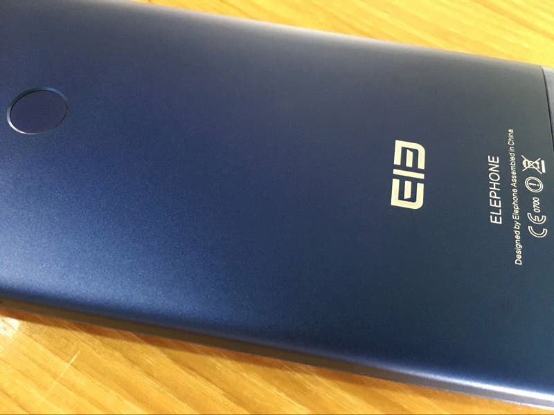 Elephone C1 gets a new back cover