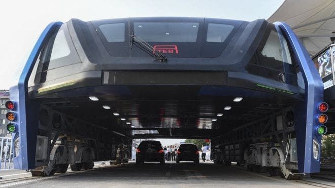 China’s “straddling bus” get’s first official public test