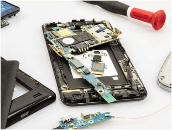 Samsung to make smartphone repairs cheaper and cleaner