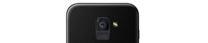 Galaxy A5 and A7 (2018): Leaked cases hint at an Infinity display
