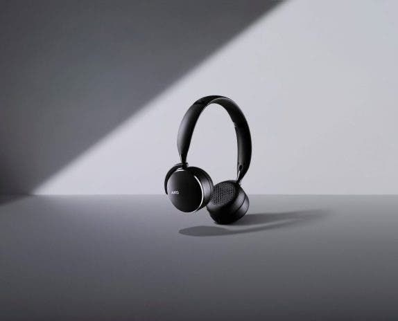Samsung unveils AKG N700NC, Y500 and Y100