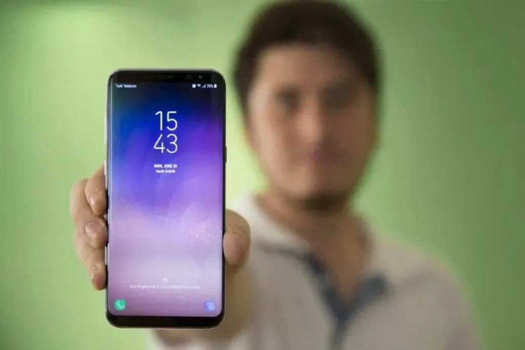 How to bypass Android lock screen in a few seconds