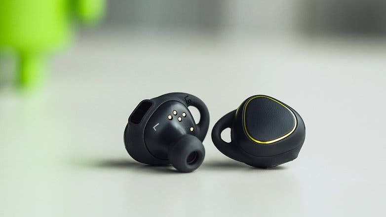 Grab those Samsung Gear IconX for 49,99$ now!