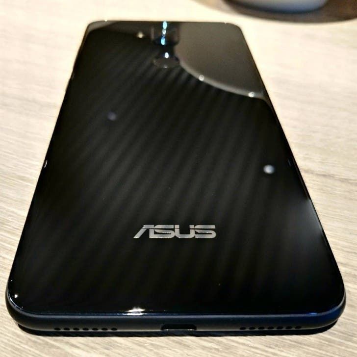 Top-Tier Asus Official Reveals A Live Image Of Asus Zenfone 5 Lite