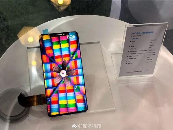Check Out BOE’s 6.18-inch OLED Screen - It's Captivating