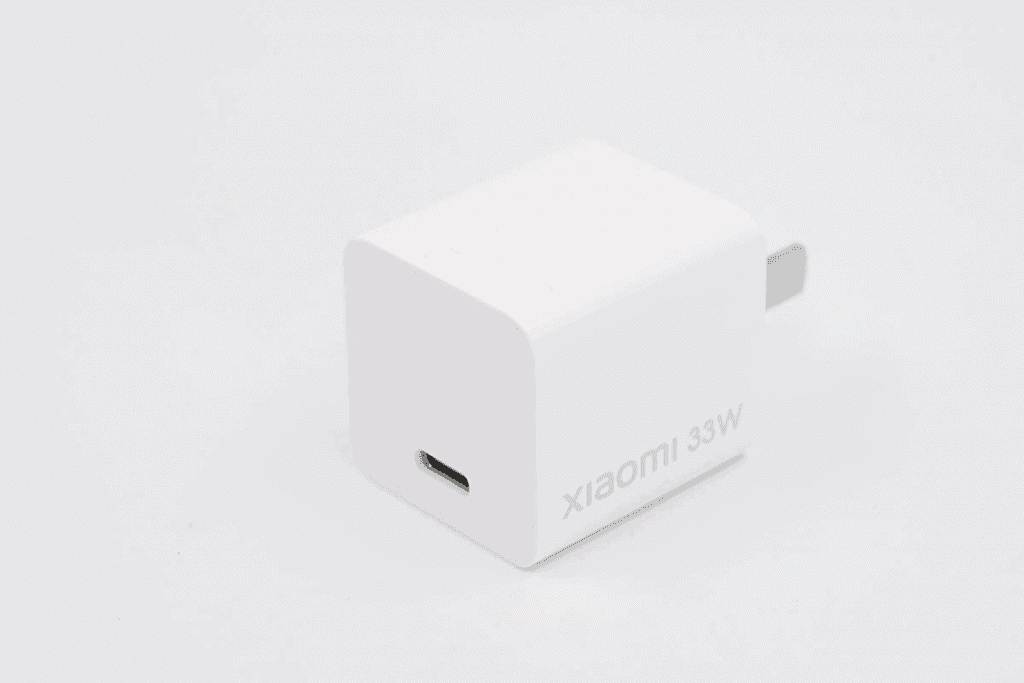 Top 10 chargers that 80 million new iPhone users opt for