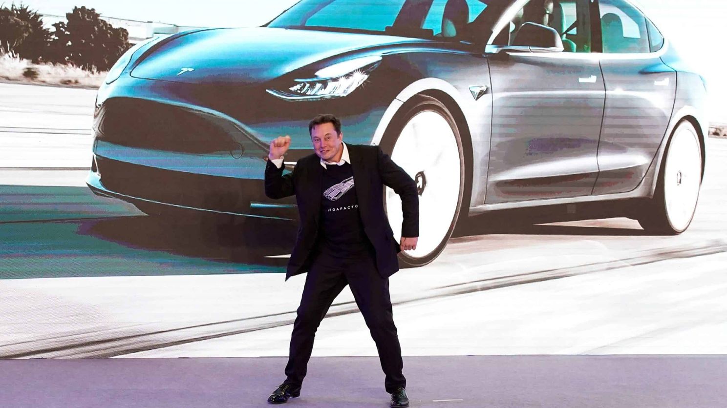 Tesla Takes Over The Japanese Pure Electric Vehicles Market Because Of The Government's Late Decision