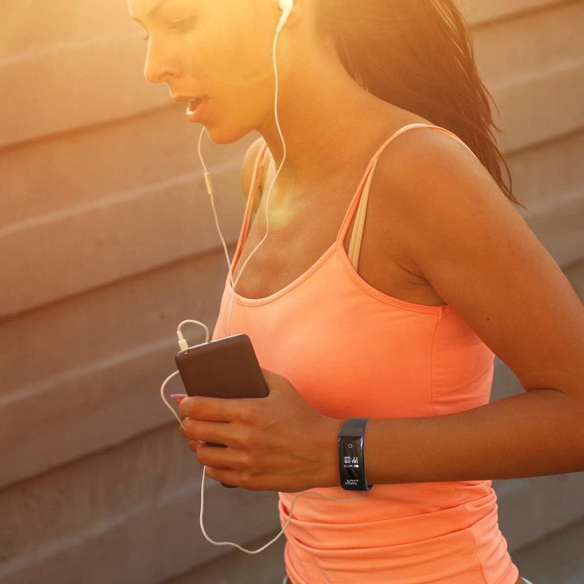 MGCOOL Band 3: A Fitness Tracker that will help you in your Workouts