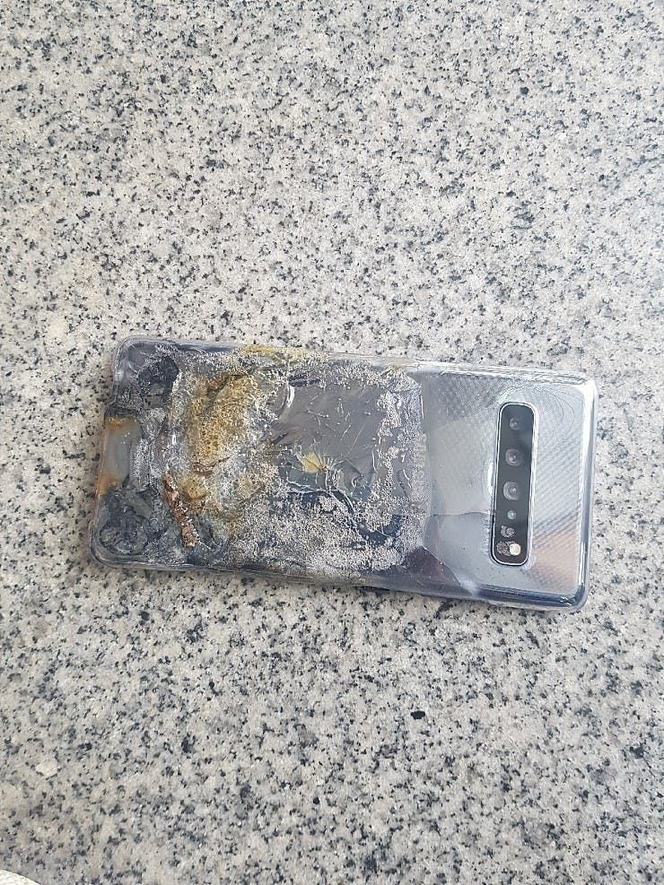 User Claims His Samsung Galaxy S10 5G Exploded After 6 Days of Use