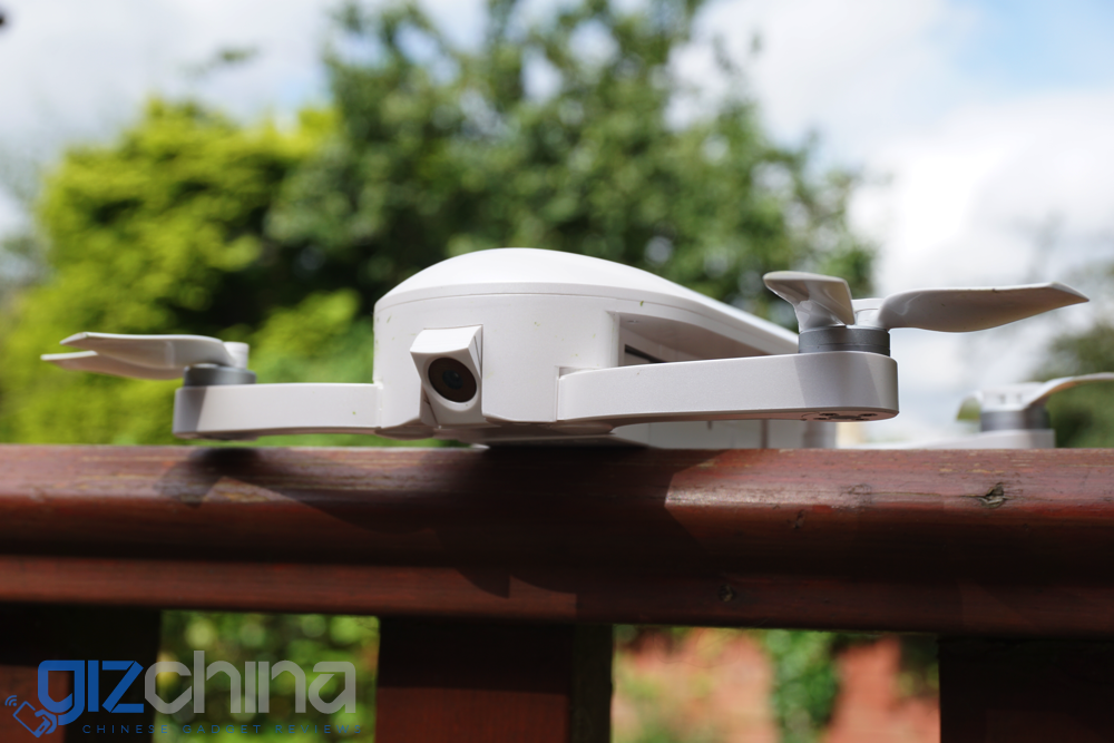World first review with the Dobby foldable pocket drone!