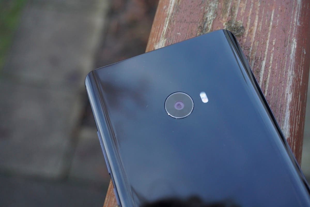 Android Oreo-Based MIUI 9 Global Beta ROM Now Available For Xiaomi Mi Note 2