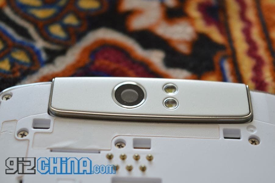 iNew V8 review: Six cores and a mixed bag