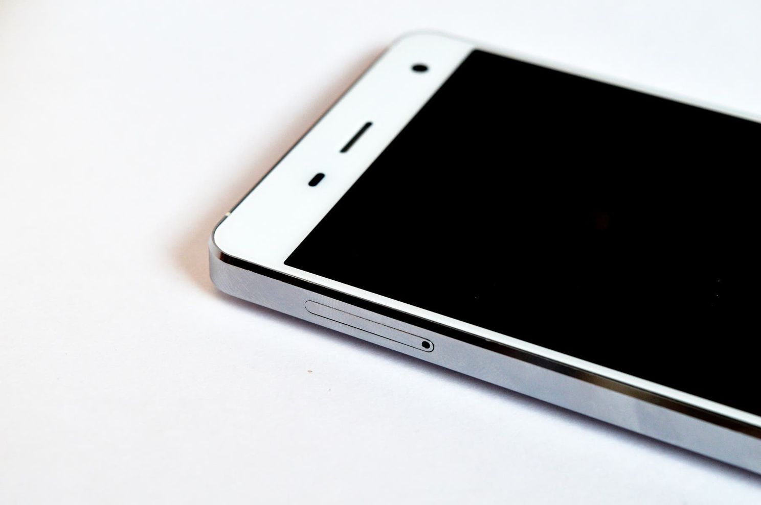 No.1 Mi4 review: When clones play catch-up