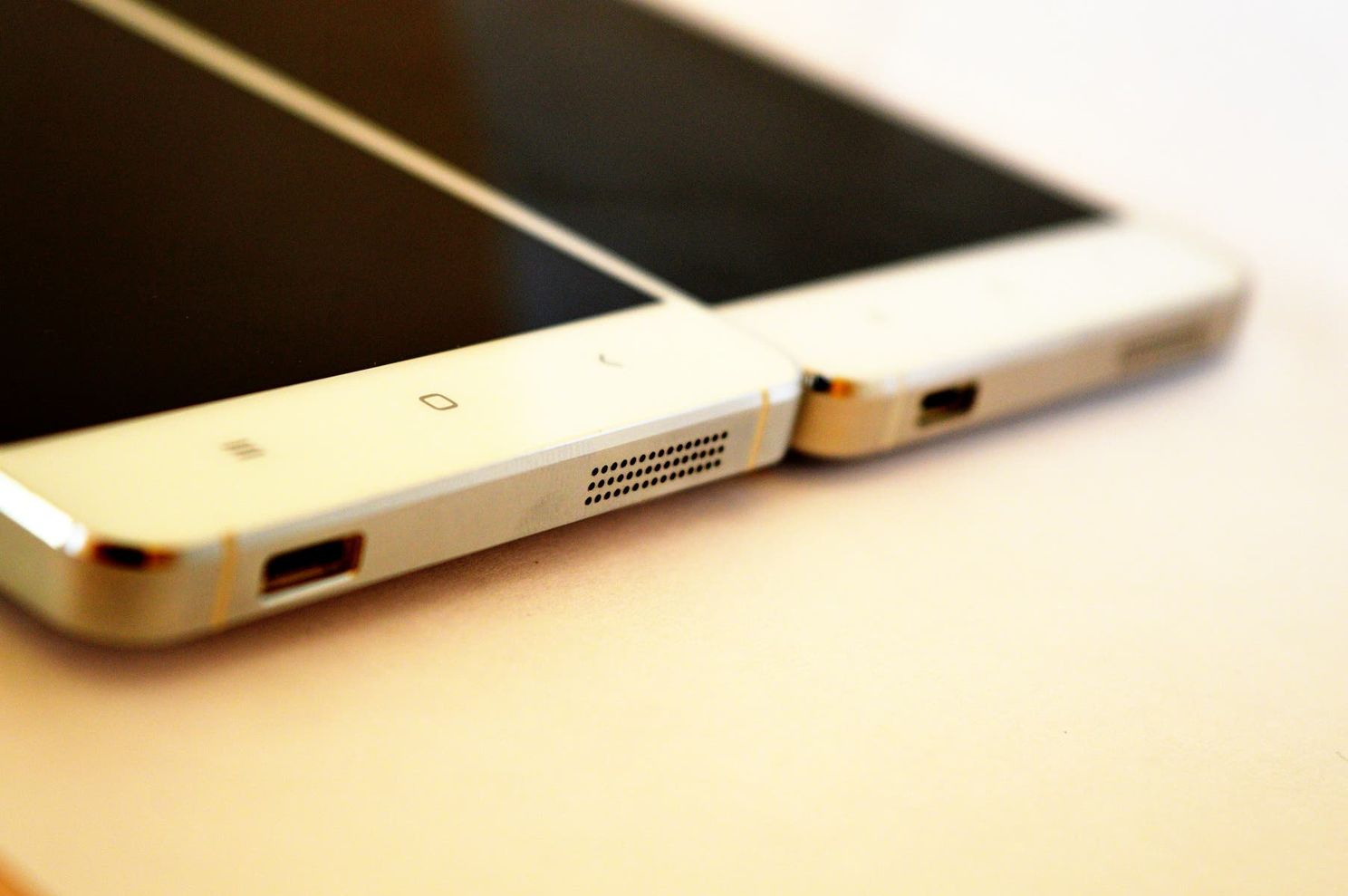 No.1 Mi4 review: When clones play catch-up