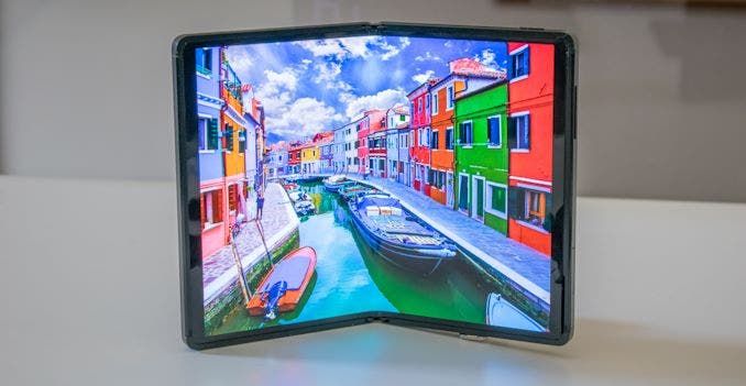 AMOLED Screens Will Dominate the Smartphone Market in 2023