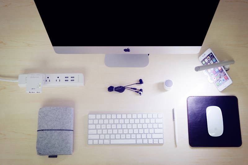 How about some Dodocool essentials for your work table ?