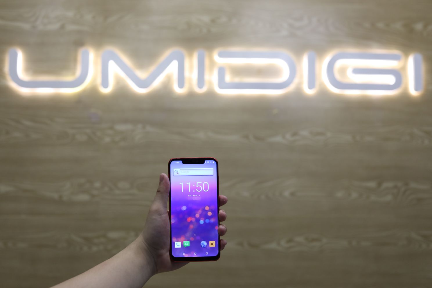 UMIDIGI Z2/Z2 Pro: Hands-On with World’s First 6.2’’ FHD+ Helio P60 SoC Phone