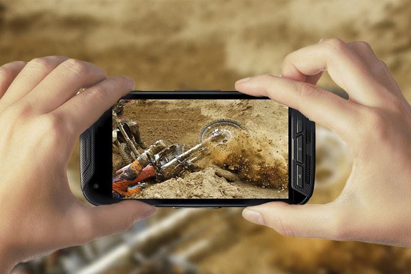 Noteworthy rugged phones in 2016
