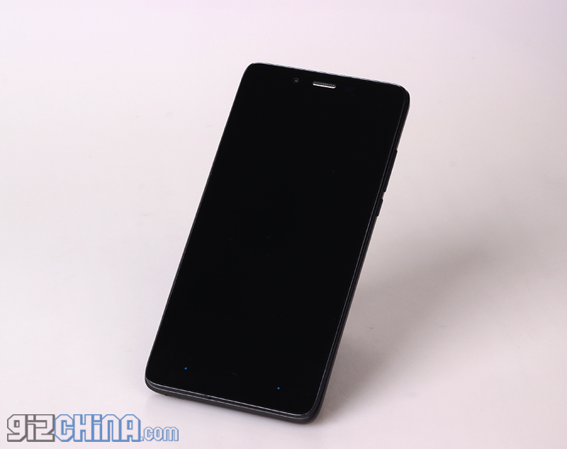 Elephone P6000 prototype shown off with more hardware and price details
