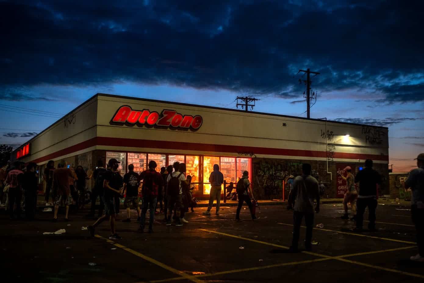 The report pointed out that Said Abdullahi, a local resident, recently received a letter from Google. It informed that his Google provided information from his account to the police under a search order. But he said that it had nothing to do with the violence, he just filmed AutoZone's protests nearby that day.