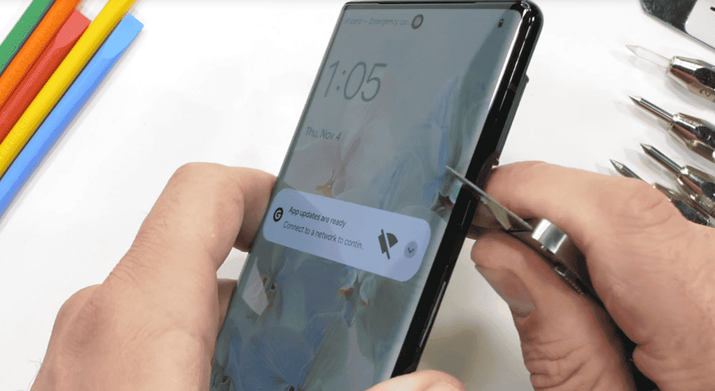 Google Pixel 6 Pro durability test: overall bending resistance is good