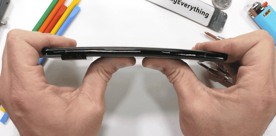 Google Pixel 6 Pro durability test: overall bending resistance is good