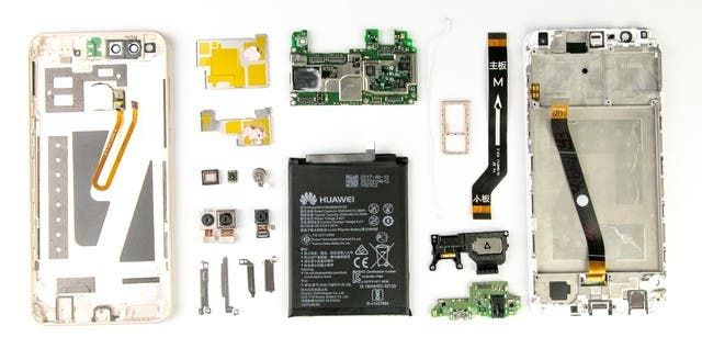 Photo Feature: Honor 7X Teardown
