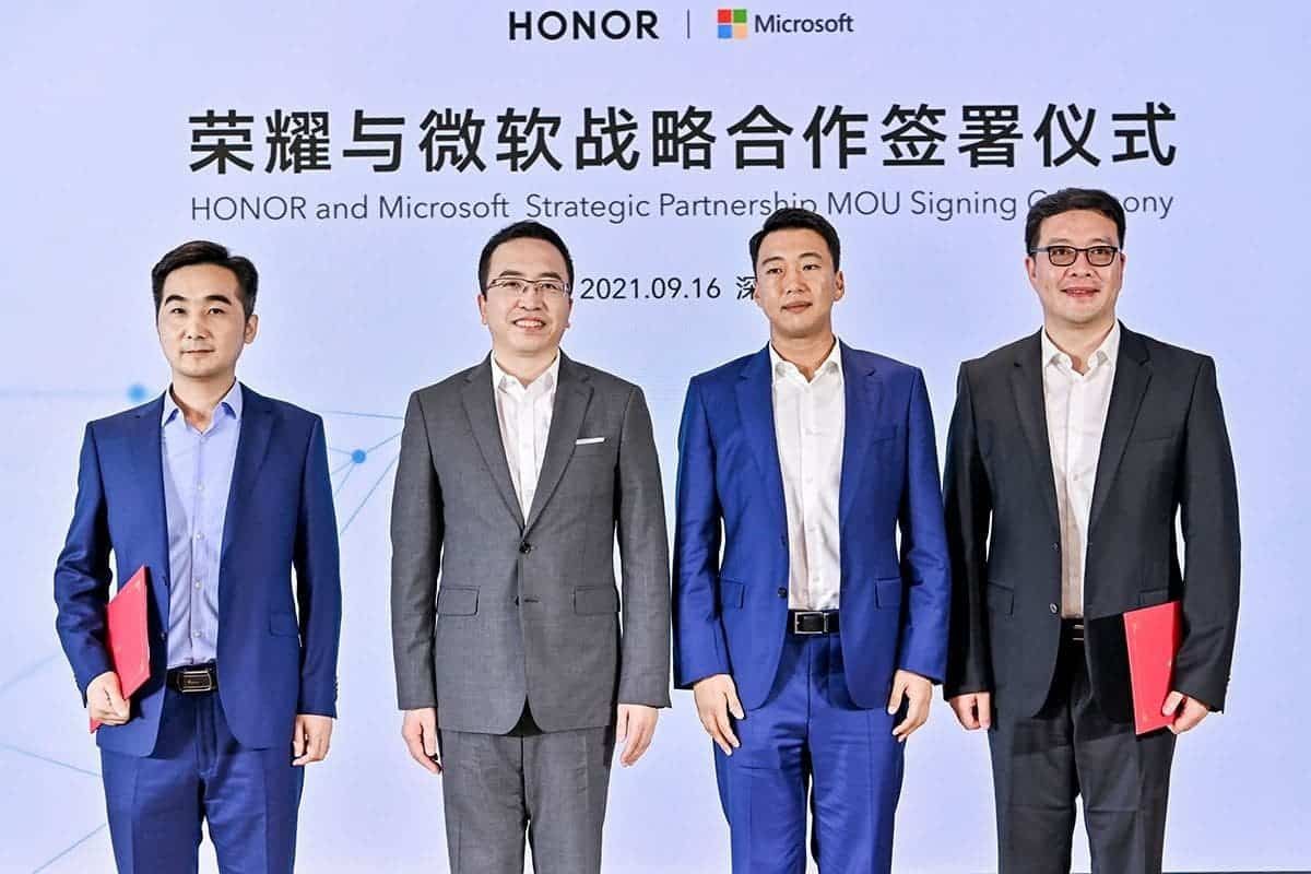 Upcoming Honor MagicBook V 14 Will Be First to Boot Windows 11 Out of the Box
