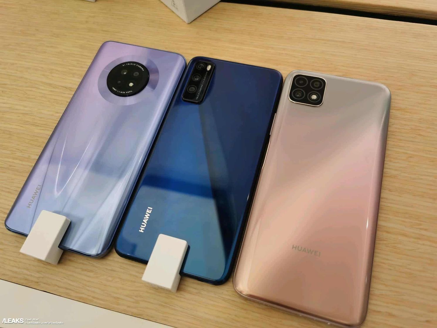 Huawei Enjoy 20 Plus leaks again in new live photos