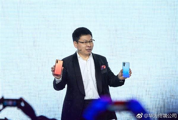 Huawei sets smartphone shipment target for 2019