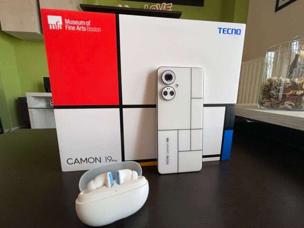 TECNO CAMON 19 Pro - Mondrian Edition review: when tech meets pure art