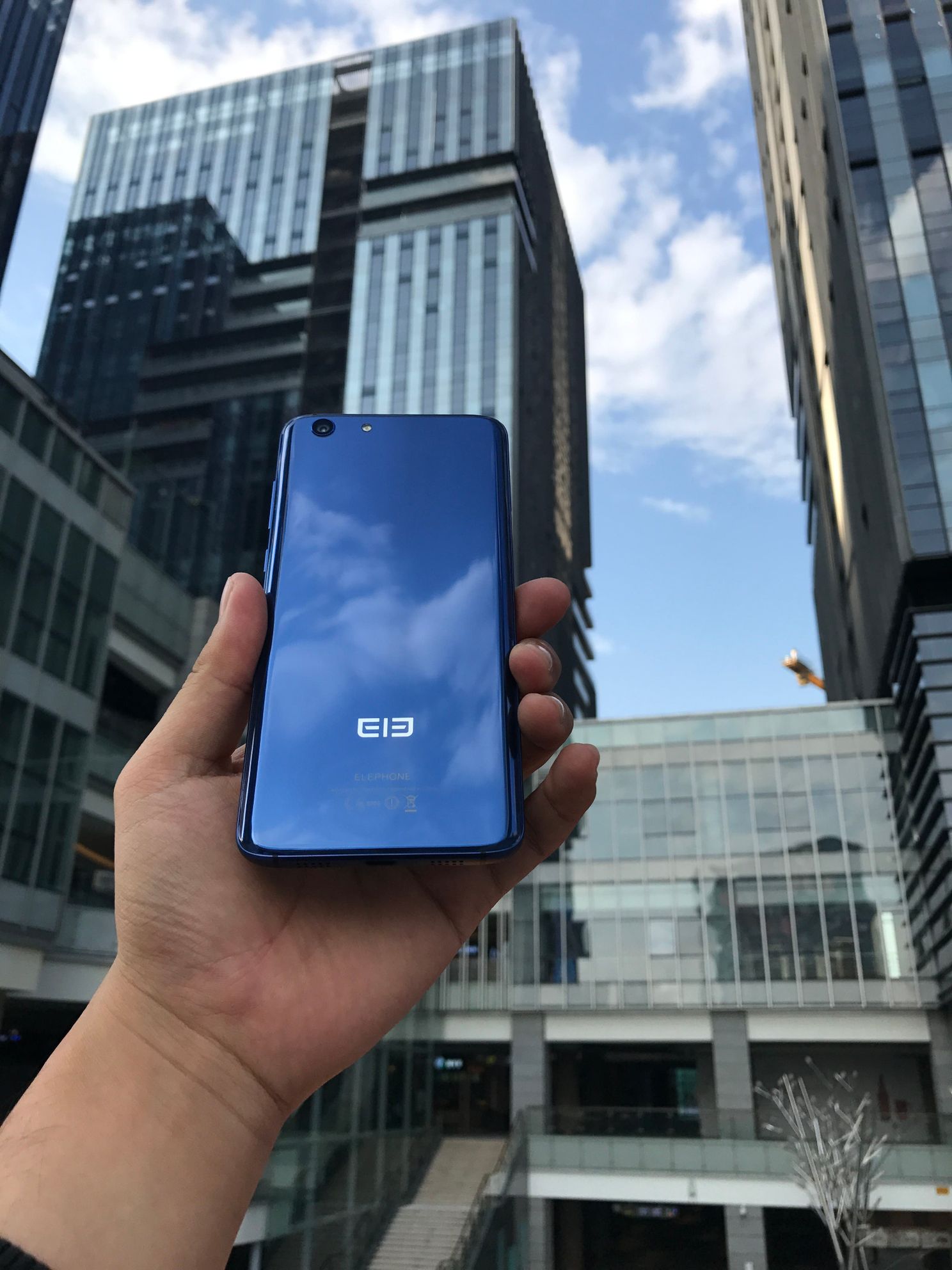 Real Photos Of The Elephone S7