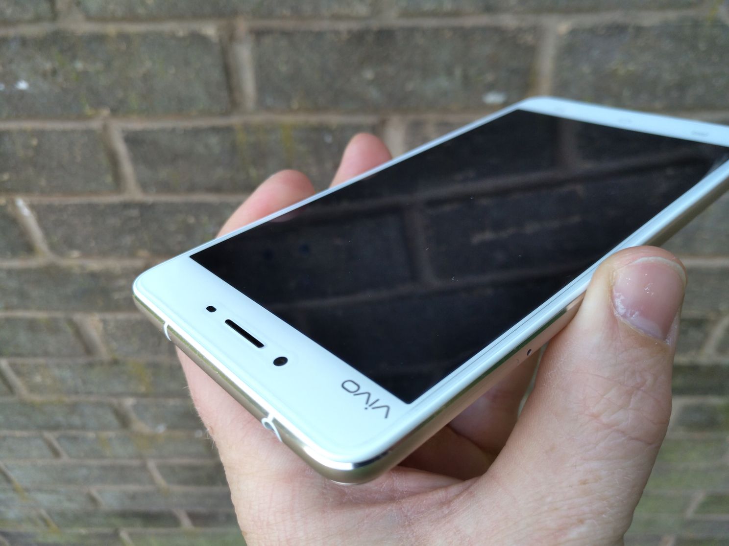 Vivo V3 Max Hands on - Captain Americas Phone