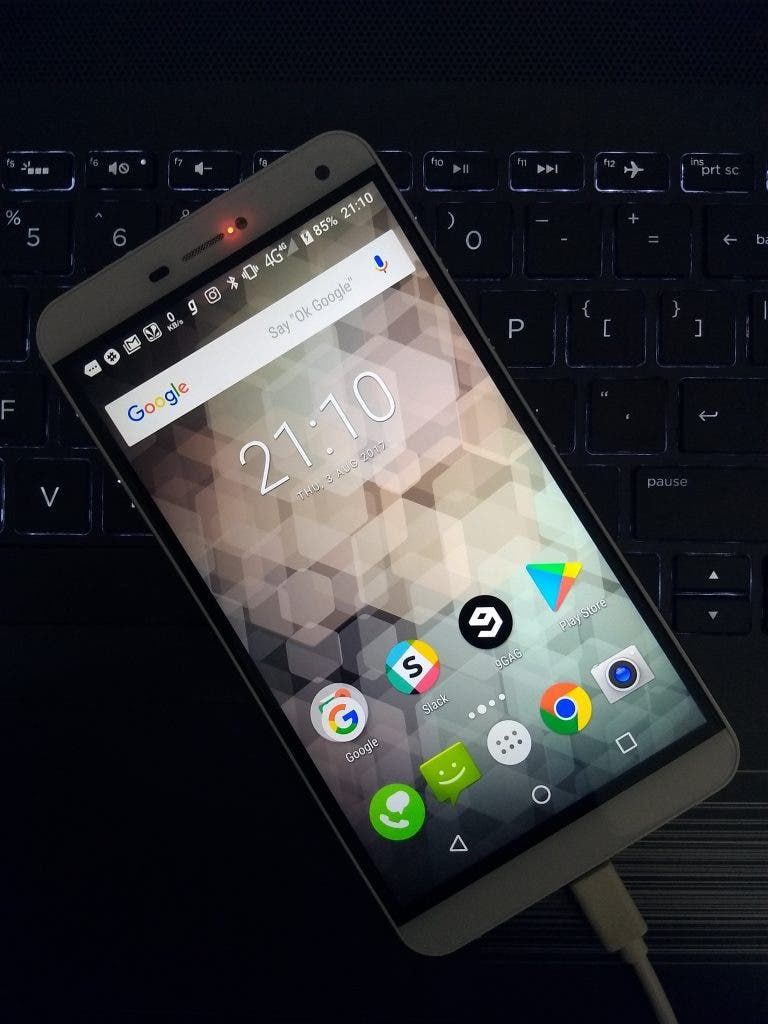 U11 Plus running Google Now Launcher