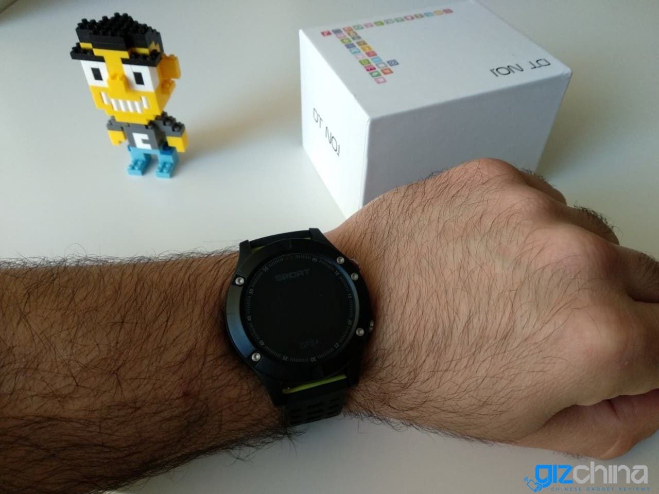 NO.1 F5 Smartwatch: GPS and usability, all in one