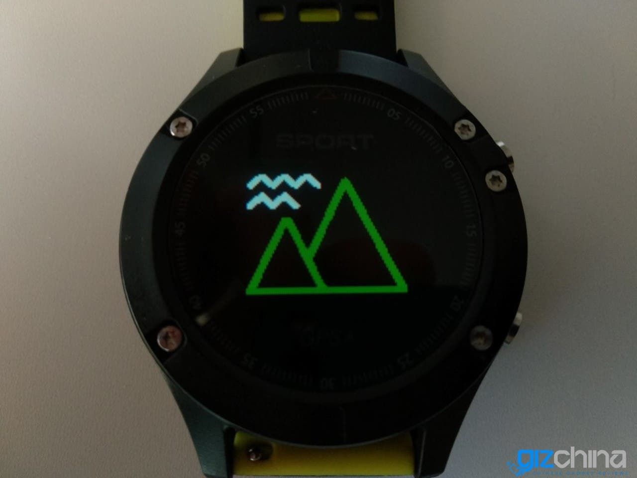 NO.1 F5 Smartwatch: GPS and usability, all in one
