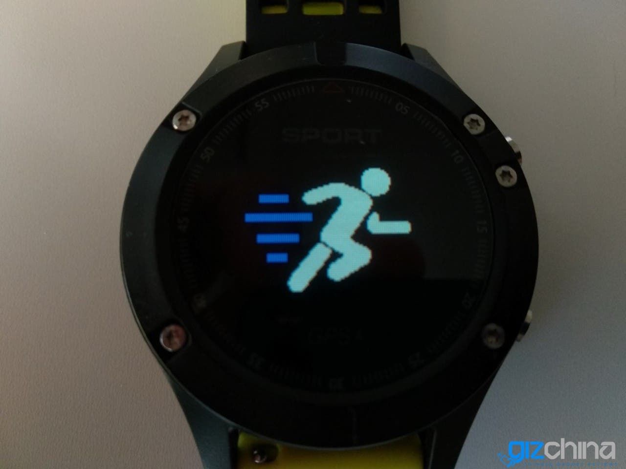 NO.1 F5 Smartwatch: GPS and usability, all in one