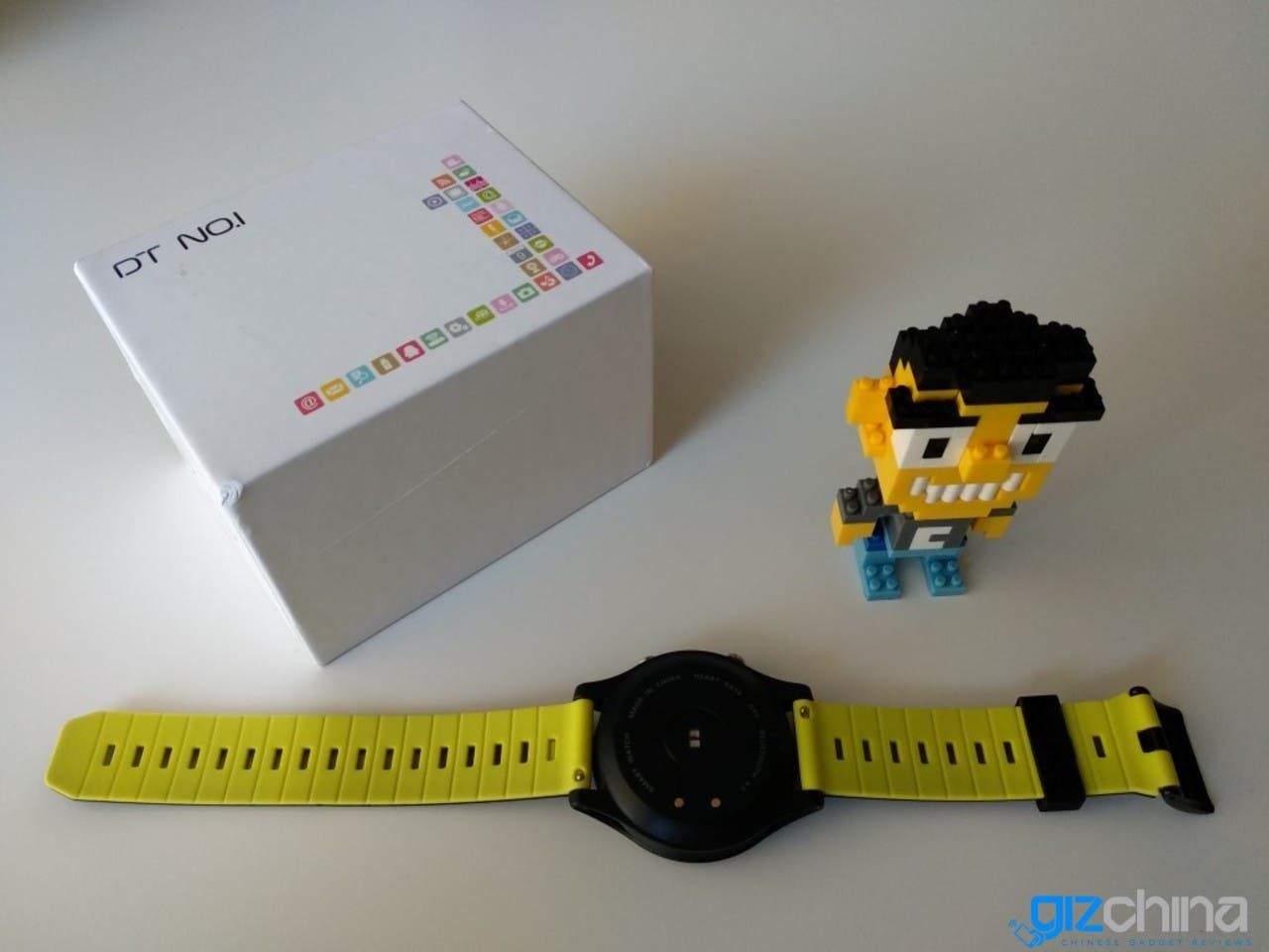 NO.1 F5 Smartwatch: GPS and usability, all in one
