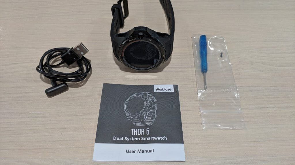 Zeblaze THOR 5 review: 4G smartphone and fitness smart band combined