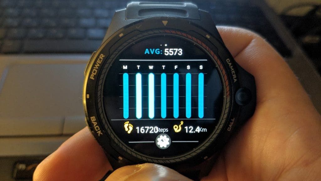 Zeblaze THOR 5 review: 4G smartphone and fitness smart band combined