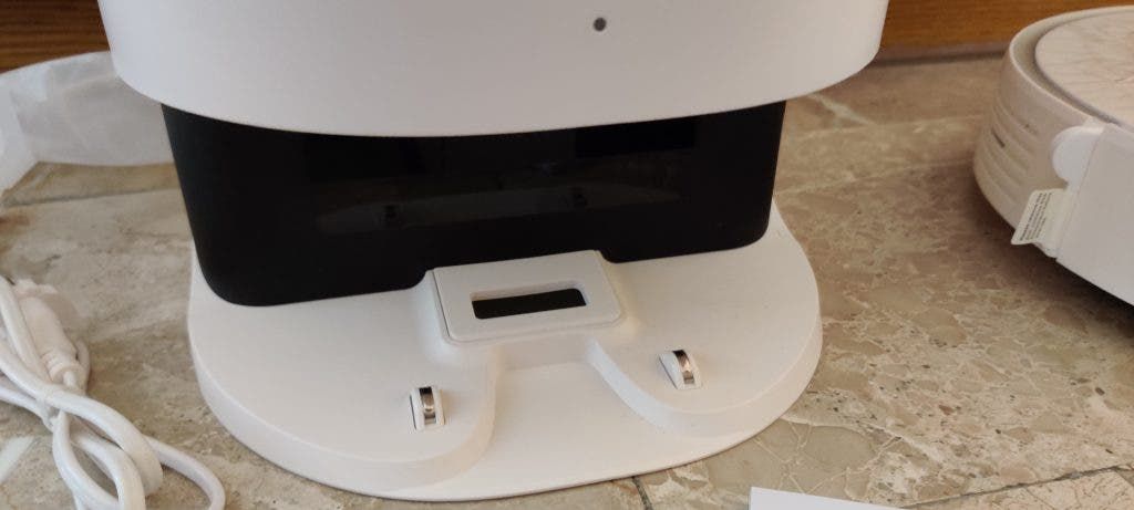 Neabot NoMo review: an effortless hands-free robot vacuum