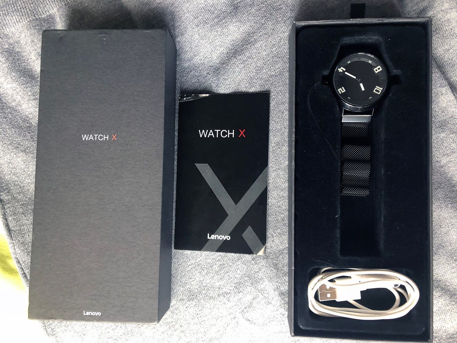 Lenovo Watch X Review: Quite Stylish Hybrid Watch