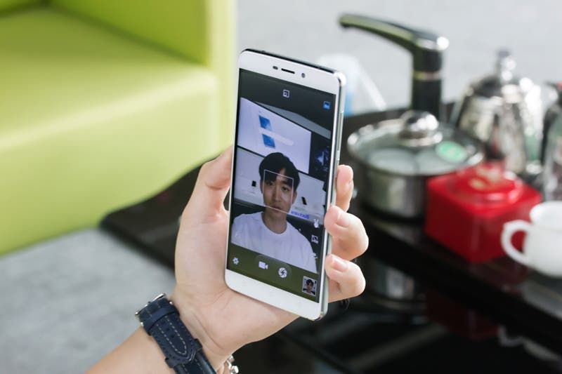 Blackview R7 coming with multifunctional fingeprint scanner usable also as a shutter