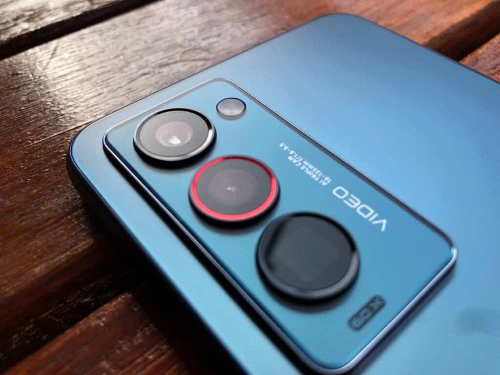TECNO Camon 18 Premier review: wannabe a rockstar?