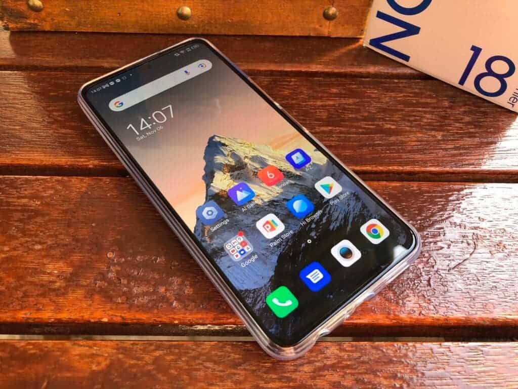 TECNO Camon 18 Premier review: wannabe a rockstar?