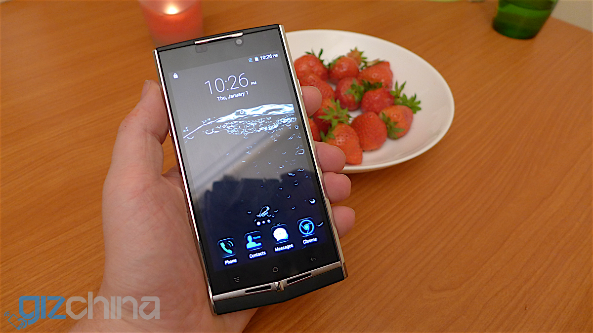 Uhans U100 Review - a phone for looks not function