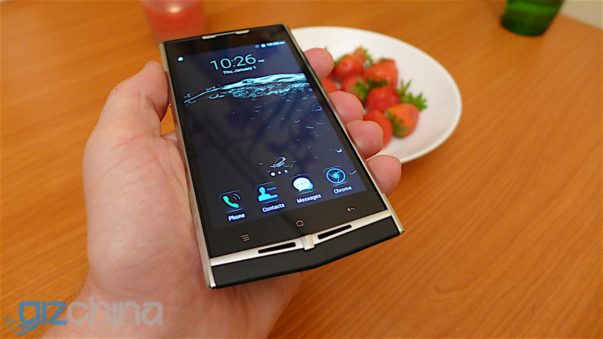 Uhans U100 Review - a phone for looks not function